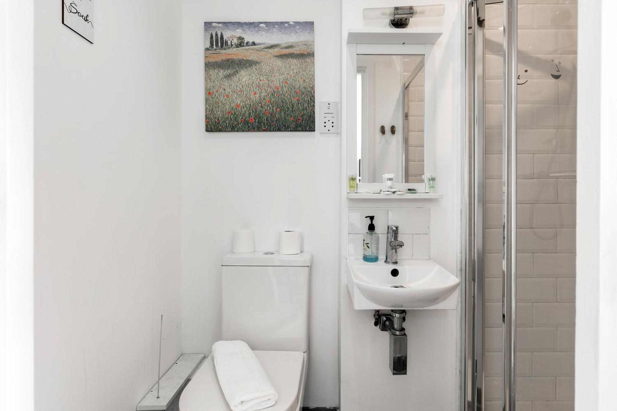 Wembar Hotel London Eksteriør bilde